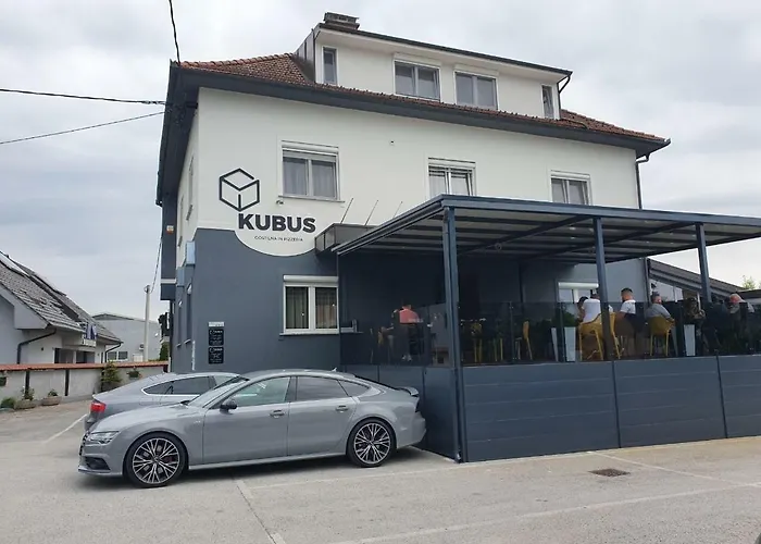 Guesthouse Kubus